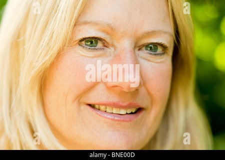 Paesaggio giardiniere, autore e la radio e la TV di personalità, Bunny Guinness Foto Stock