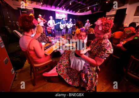 Filettatura famoso Gill's Diner Austin, Texas, Stati Uniti d'America Foto Stock