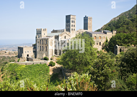 Il monastero benedettino di Sant Pere de Rodes in provincia di Girona Costa Brava Catalogna Spagna Foto Stock