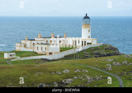 Neist Point Lighthouse, Isola di Skye, costa ovest della Scozia, Hebreddes interna Foto Stock