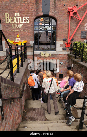 Il Beatles Story Museum sull'Albert Dock Liverpool Merseyside Regno Unito Foto Stock