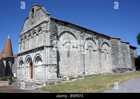 Chiesa di Ste Sulpice, a Chillac, SW FRANCIA Foto Stock