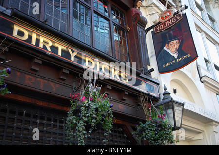 Dirty Dicks pub, Bishopsgate, City of London, EC2. Foto Stock