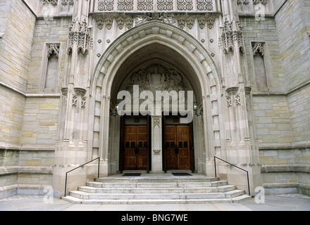 Università di Princeton. Facciata in pietra gotica della Cappella Universitaria. Foto Stock