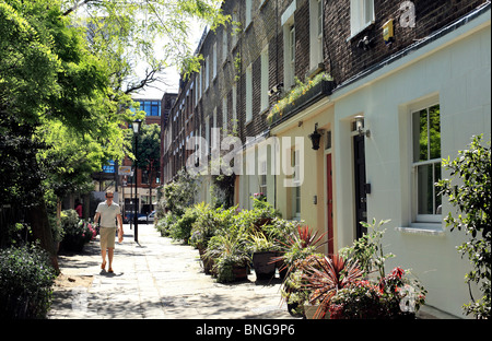 Colville posto, un vecchio traffico stretto-free street off Charlotte Street, London W1 Foto Stock