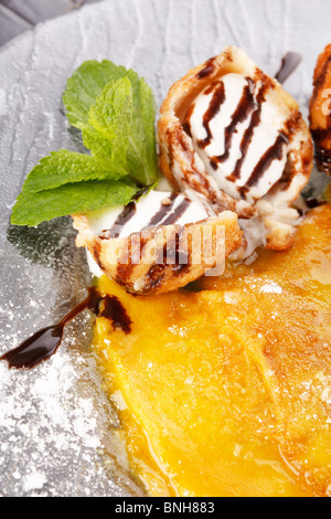 Frittelle con Gelato Foto Stock