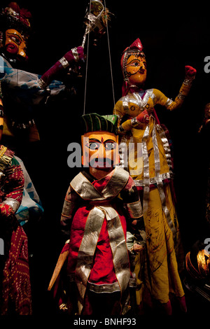 Marionette marionette esposte presso il museo delle marionette che mira a promuovere spettacoli di burattini come una tecnica comunicativa forma che si trova nella città di Holon Israele Foto Stock