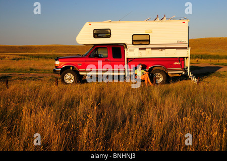 USA Camper presso Bear Paw Battlefield Nez Perce National Historic Park vicino a Chinook Montana Camper Motor Home donna del veicolo Foto Stock