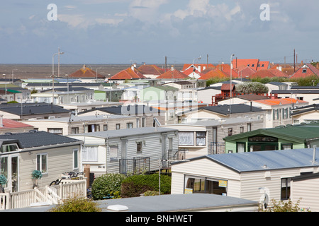 Un caravan park in Rhyl vulnerabile alle inondazioni costiere. Foto Stock