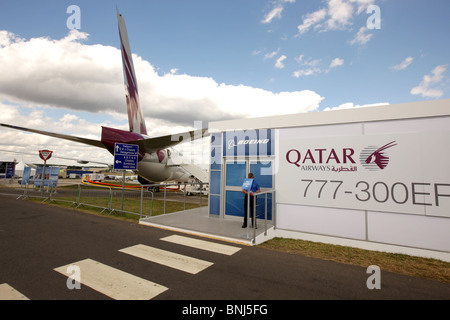 Il Qatar Boeing 777-300 ER Foto Stock