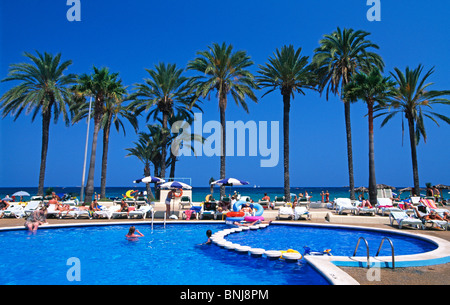 Ibiza Isole Baleari Spagna costa Mediterranea isola isola spagnolo al di fuori all'aperto al di fuori del giorno Playa d en Bossa Playa de Foto Stock