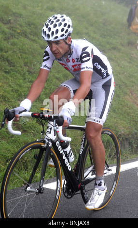 22.07.2010 Tour de France, Carlos SASTRE competere nella fase 17, Col du Tourmalet, Francia Foto Stock