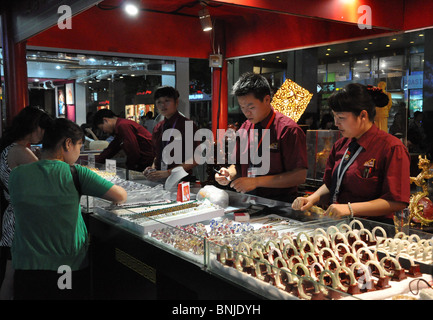 Gioielleria in Wangfujing, Pechino, Cina Foto Stock