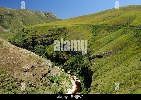 Canyon lungo R324 a Tradouw passano in prossimità Barrydale Western Cape Sud Africa paesaggio paesaggio natura escursioni montagne Foto Stock