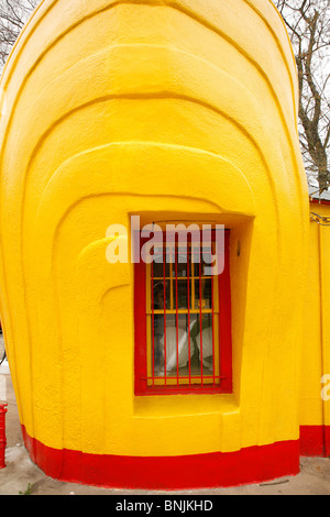 Vecchio e storico stazione di rifornimento Shell Landmark in Winston Salem North Carolina Foto Stock