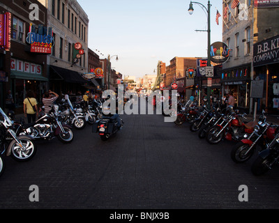 Bike notte su Beale Street. Memphis, Tennessee Foto Stock