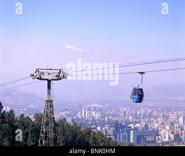 Centro citta' che mostra la funivia, Santiago, Provincia di Santiago del Cile Foto Stock
