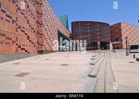 Ingresso anteriore del California Science Center di Los Angeles. Foto Stock