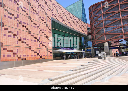 Ingresso anteriore del California Science Center di Los Angeles. Foto Stock