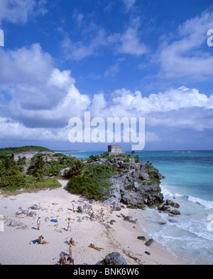 Tempio maya sito archeologico, Tulum, Quintana Roo Stato, Messico Foto Stock