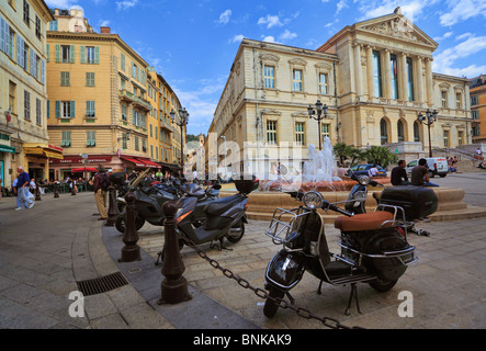 Scena di strada nel centro di Nizza sulla Costa Azzurra (Cote d'Azur) Foto Stock