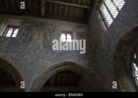 Xv secolo affresco nella cappella di San Nicola a Haddon Hall vicino a Bakewell, Parco Nazionale di Peak District, Derbyshire. Foto Stock