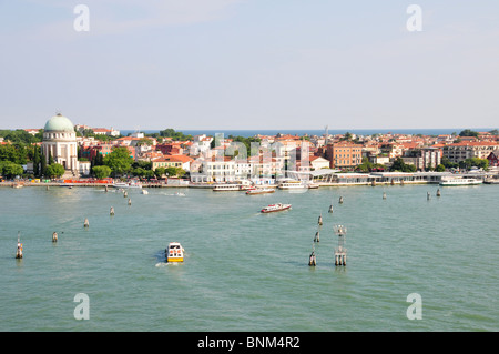 Il Lido di Venezia waterfront, Venezia, Italia Foto Stock