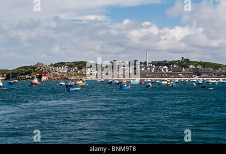 Il porto di Hugh Town su St Mary's, isole Scilly, REGNO UNITO Foto Stock