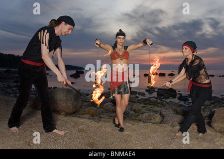 Danzatori del fuoco Foto Stock