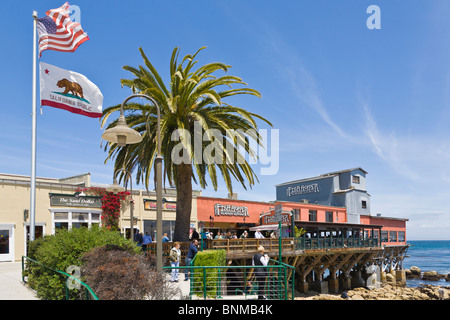 Historic Cannery Row shopping, ristorante e area di intrattenimento a Monterey in California Foto Stock