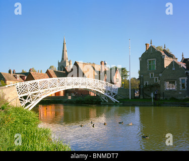Il cinese Ponte sul Fiume Great Ouse Godmanchester Cambridgeshire Inghilterra Foto Stock