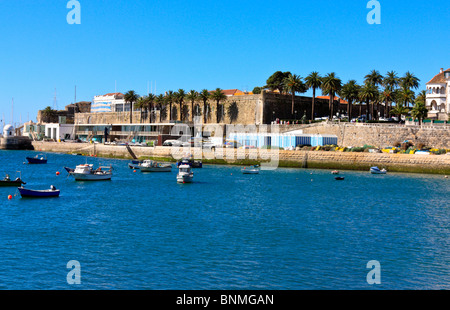 Cascais, una destinazione di vacanza sulla costa atlantica del Portogallo Foto Stock