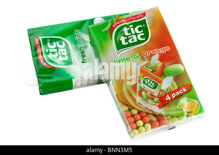 Due quattro pacchi di TicTac lime e orange e menta fresca dolci Foto Stock