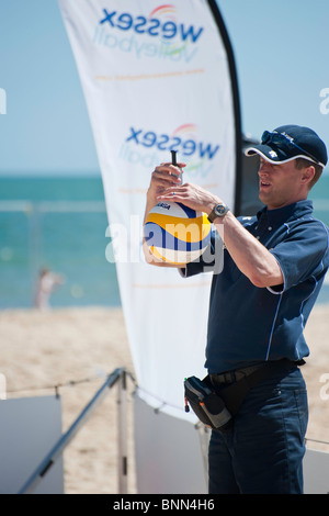 British Open di gamba della pallavolo Inghilterra Beach Tour 2010, tenutosi a barene, Poole. Foto Stock