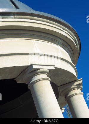 Dettaglio di un neoclassico edificio di pietra Foto Stock