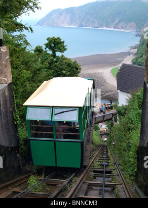 Lynton e Lynmouth cliff railway, Devon. Regno Unito Foto Stock