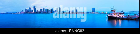 2010 San Diego Skyline e la baia di San Diego, California Foto Stock