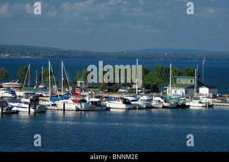 Porto Porto di Lago Superior Ashland Wisconsin USA America Stati Uniti d'America barche sul lago Foto Stock