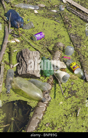 Floating garbage a Abingdon stramazzo 2 Foto Stock