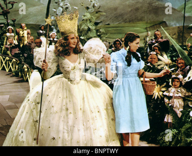 BILLIE BURKE Judy Garland The Wizard Of Oz (1939) Foto Stock