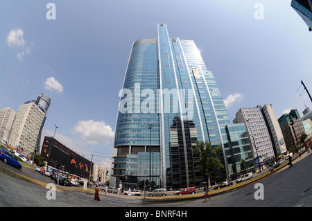 Rondo 1 Edificio per uffici in corrispondenza di Rondo Onz (Nazioni Unite rotonda) a Varsavia, Polonia Foto Stock