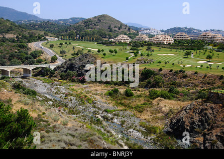 El Higueral Campo da Golf, Benahavis, Costa del Sol, provincia di Malaga, Andalusia, Spagna, Europa occidentale. Foto Stock