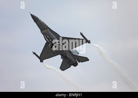 Farnborough Lockheed Martin F-16C Fighting Falco Foto Stock