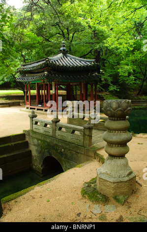 Jondeokjeong Pavilion al Palazzo di Changdeokgung a Seul, Corea del Sud, Jongno-gu Foto Stock