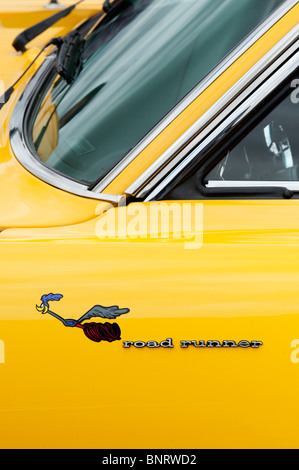 Plymouth Road Runner, American custom trascina auto a Santa Pod raceway Inghilterra Foto Stock