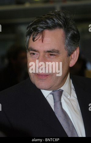 Gordon Brown visite Bedford College REGNO UNITO Foto Stock