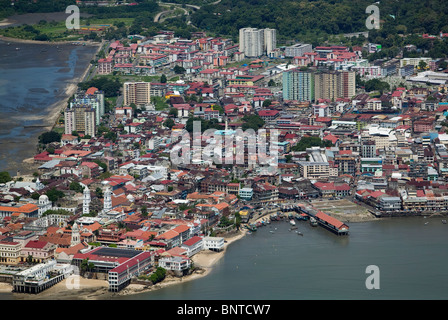 Vista aerea sopra centro storico Casco Viejo la città vecchia di Panama Repubblica di Panama Foto Stock