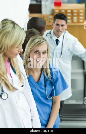Il team di dottore in ufficio Foto Stock