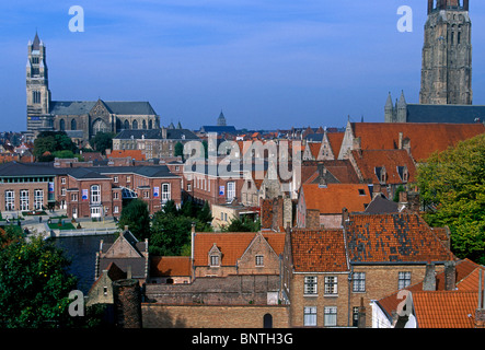 Architettura panoramica della città di Brugge Fiandre occidentale provincia Belgio Europa Foto Stock