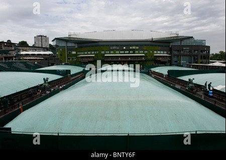 Vista di una corte coperta 10 durante il torneo di Wimbledon Tennis Championships 2010 Foto Stock